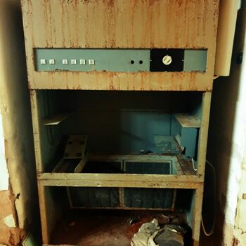 safe strongbox box container