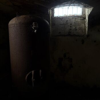 Palác u tlustého pána & přilehlý kolchoz