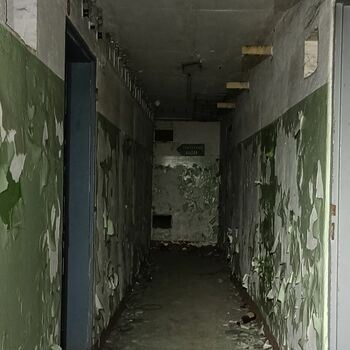 Buňka věznice nápravném zařízení budova Buňka věznice nápravném zařízení budova