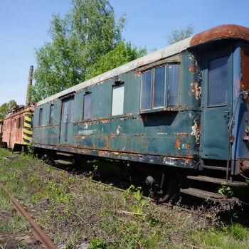 osobní automobil auto kolová vozidla vozidlo vlak doprava doprava stopa železnice železnice