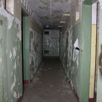 Kam zmizeli Rusové? Opuštěný sklad Javor 50