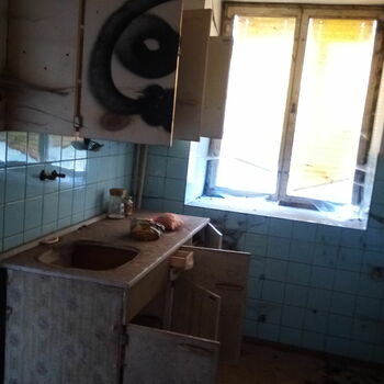 koupelna místnost interiér domácí Toaleta nábytek dům umyvadlo vedle sebe vyčistit moderní koupel