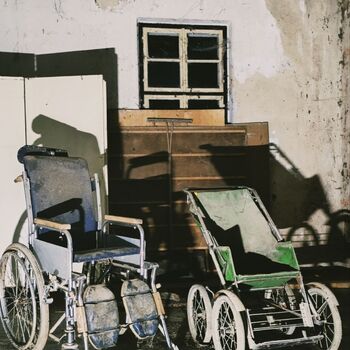 Ústav pro mentálně postižené 💀🖤