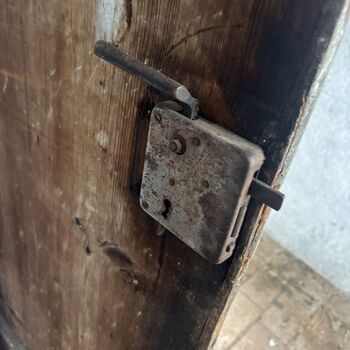 Eine weitere verlassene Burg.