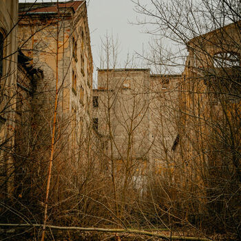 Brewery with underground factory
