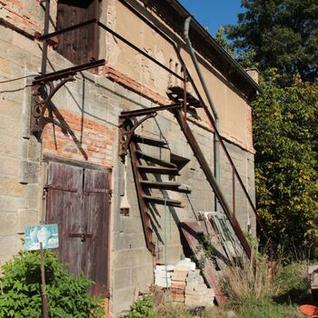 Farmyard with granary and mill ruins 2023 Farmyard with granary and mill ruins 2023