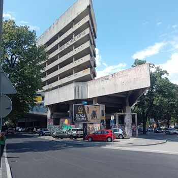 Der legendäre Scharfschützenturm in Mostar. 2024