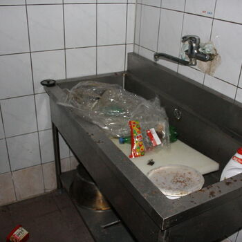 Kdo tady vařil? Opuštěná restaurace