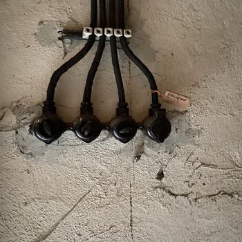 Vojenský objekt na kraji Prahy Vojenský objekt na kraji Prahy