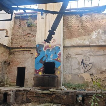 totem pole column structure