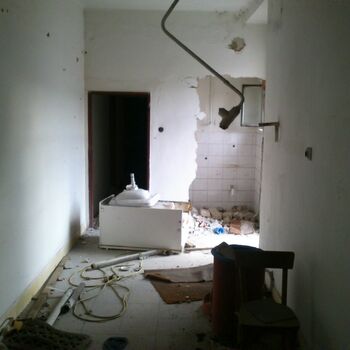 místnost interiér nábytek ložnice domácí dům lampa tabulka moderní výzdoba