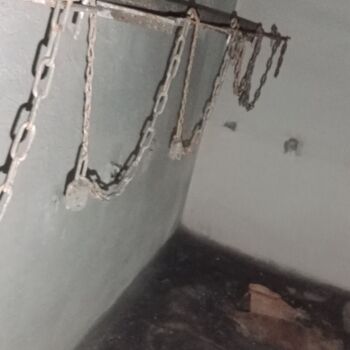 Opuštěný velitelský kryt