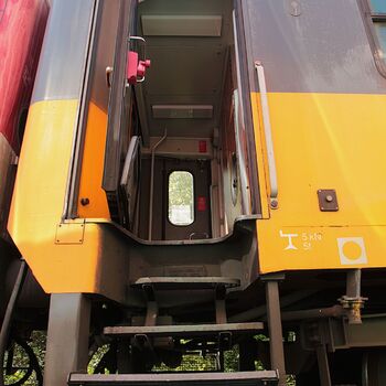 Smutný konec lehátkových a příměstkých vozů RJ