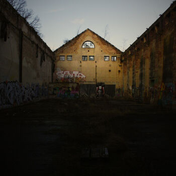 Kam zmizeli poslední pracovníci? Opuštěná přádelna