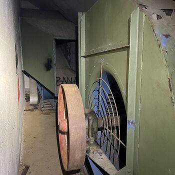 Bunkr pro ponorky Černá hora 2024