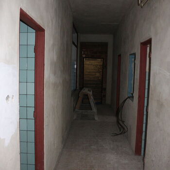 What is this place? An abandoned hotel?