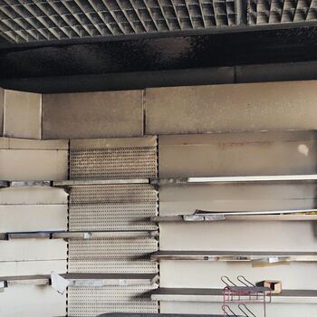 Verlassene Tankstelle