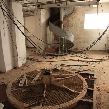 Machine mill Machine mill