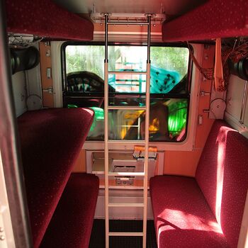 Smutný konec lehátkových a příměstkých vozů RJ