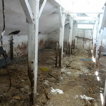 Semi-dilapidated ship