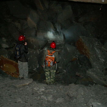 Richard Underground Factory