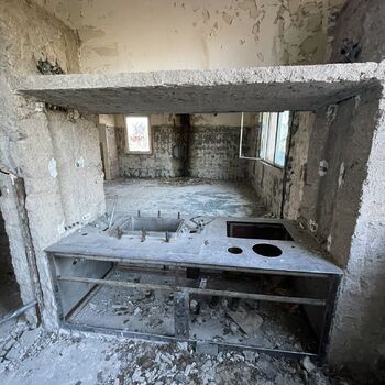 2025 Ex-sovětská nemocnice