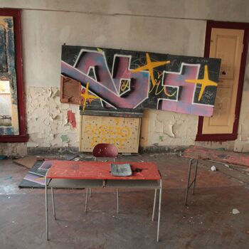 Verlassene Schule der tschechischen Minderheit im Grenzgebiet 2023