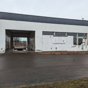 Gas station that ran out of fuel