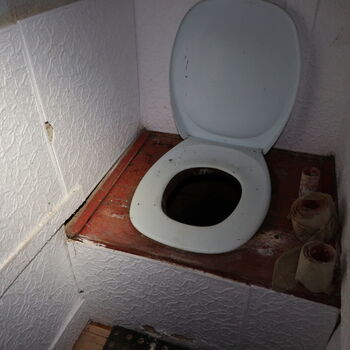 Chaloupka v Sudetech I.