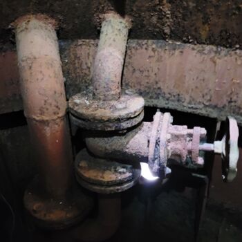 Globus über der Landschaft