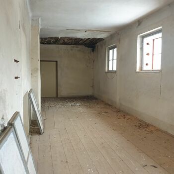 cell prison architecture