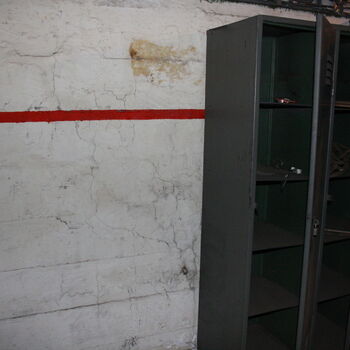 The terrifying underground! A semi-functional factory