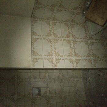 vedle sebe koupelna interiér místnost