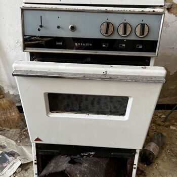 Wine bar/wine shop? 2023