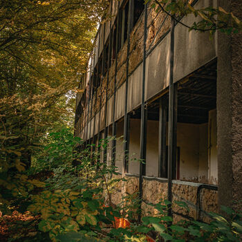 Brewery with underground factory