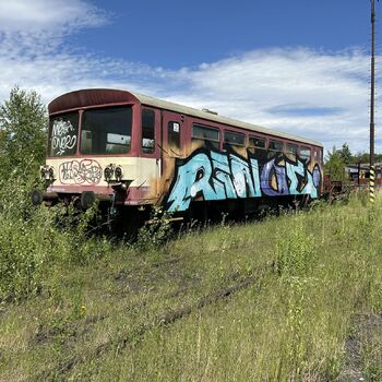 ᴠʟᴀᴋʏ + ᴅᴇᴘᴏ