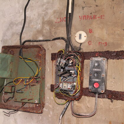 Sowjetisches Krankenhaus am Rande der Stadt