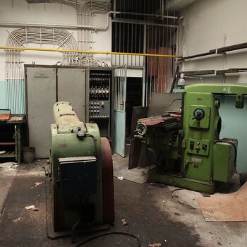 Mechanical testing room