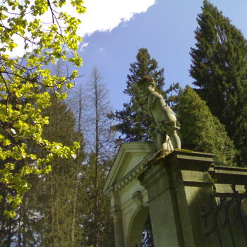 Mausoleum im Jeseníky-Gebirge