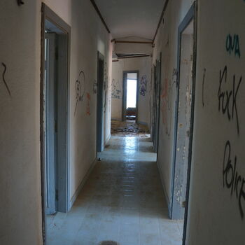 prison elevator correctional institution cell lifting device