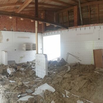 patio area structure garage house