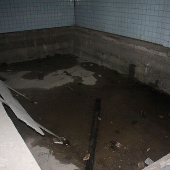 What is this place? An abandoned hotel?