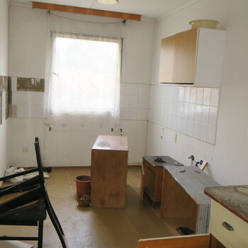 Ošklivý bytový dům