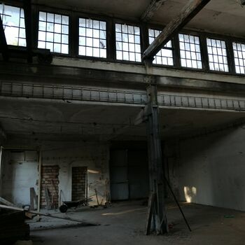 warehouse warehouse