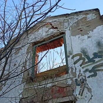 former grove house...