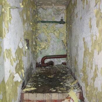 Kam zmizeli Rusové? Opuštěný sklad Javor 50