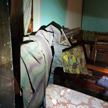 Eine Hütte in der Mitte von Nirgendwo