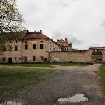Castle, monastery, brewery and farm in one person 2021