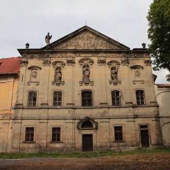 Castle, monastery, brewery and farm in one person 2021
