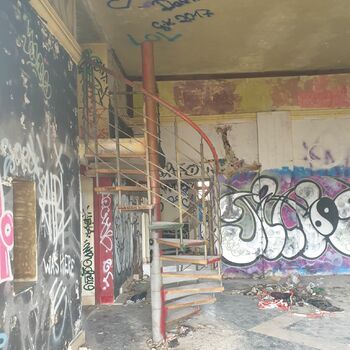 Villa on the hill 2021